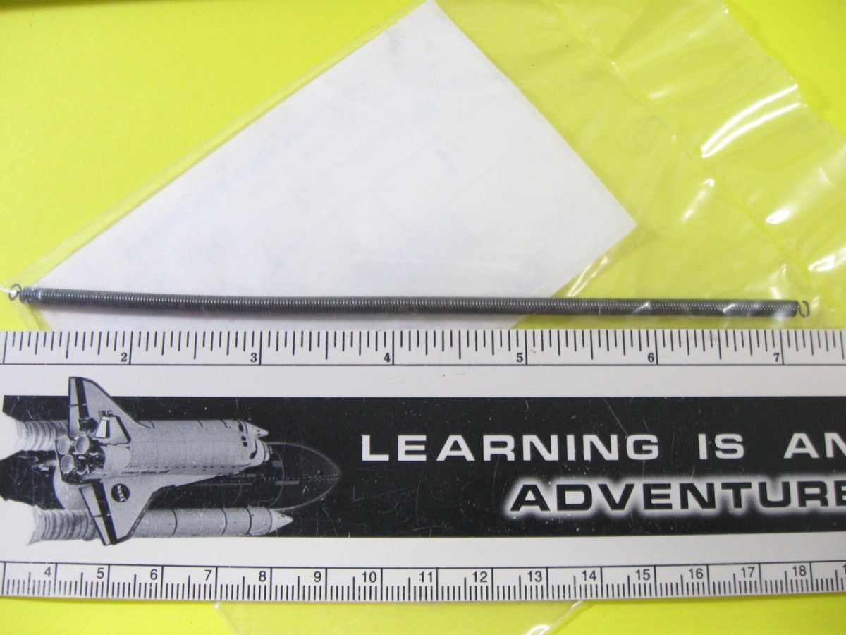 KAWASAKI ZN1100 ZX1100 KZ1000-P EX500 NOS OEM AIR CLEANER SPRING