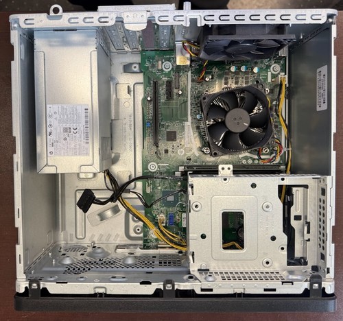 Hp Desktop Model m01-f0134 i7 windows pro - Picture 2 of 10