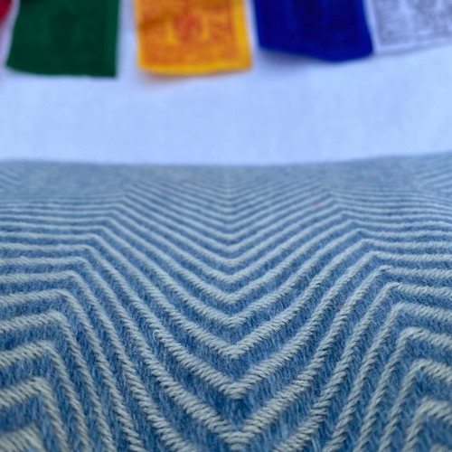 Cashmere Blanket " Nathu La (नाथु ला)" - Handmade From Nepal, Gemeinnützig - Picture 3 of 23
