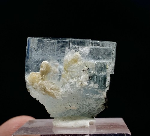 Beautiful Terminated Rutile Aquamarine Crystal From Pakistan 🇵🇰 - Picture 9 of 9