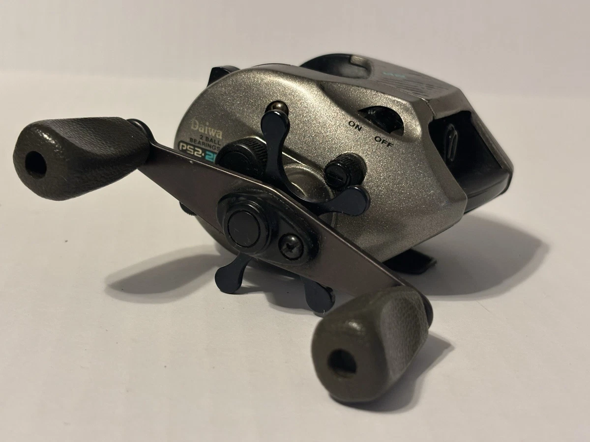Daiwa Baitcast Reel Right 5.2: 1 Gear Ratio Fishing Reels for sale