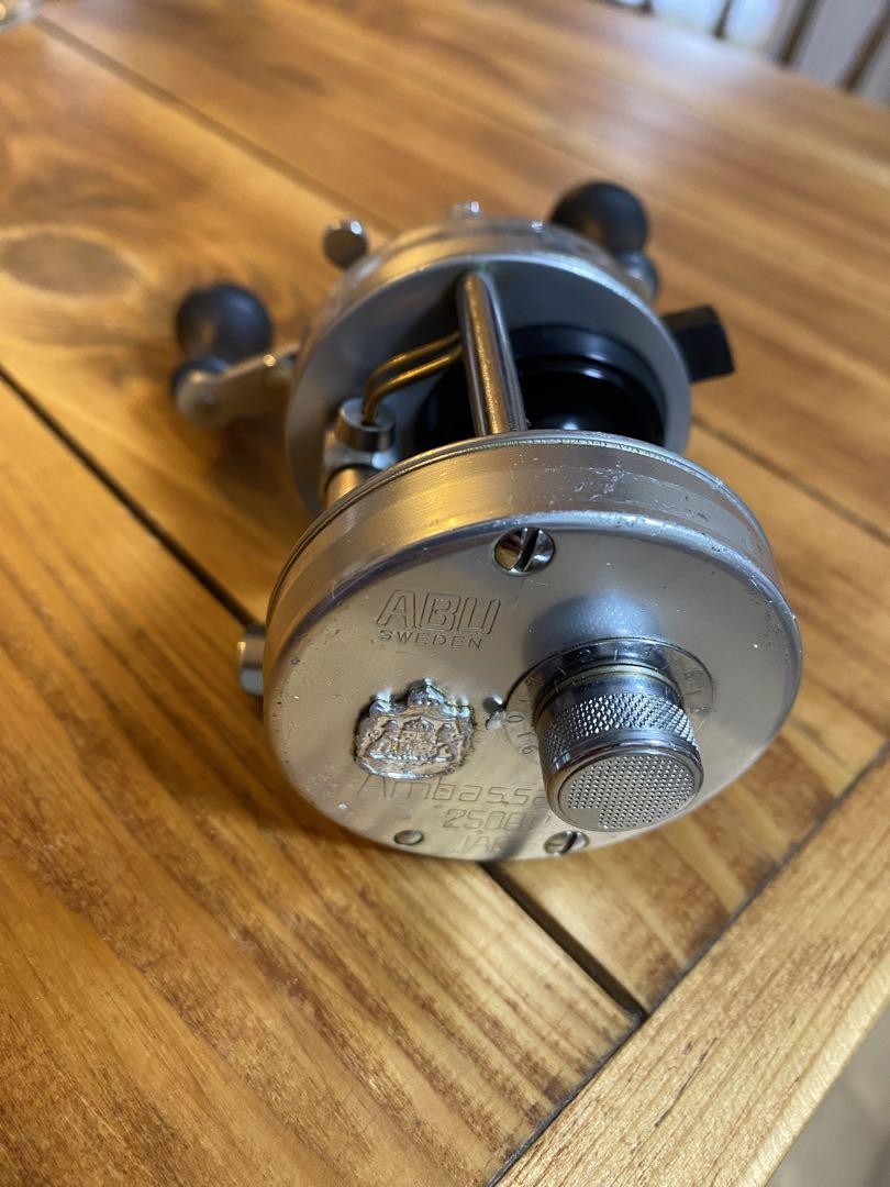 Abu Ambassadeur 2500C Iar Silver Baitcasting Fishing Reel