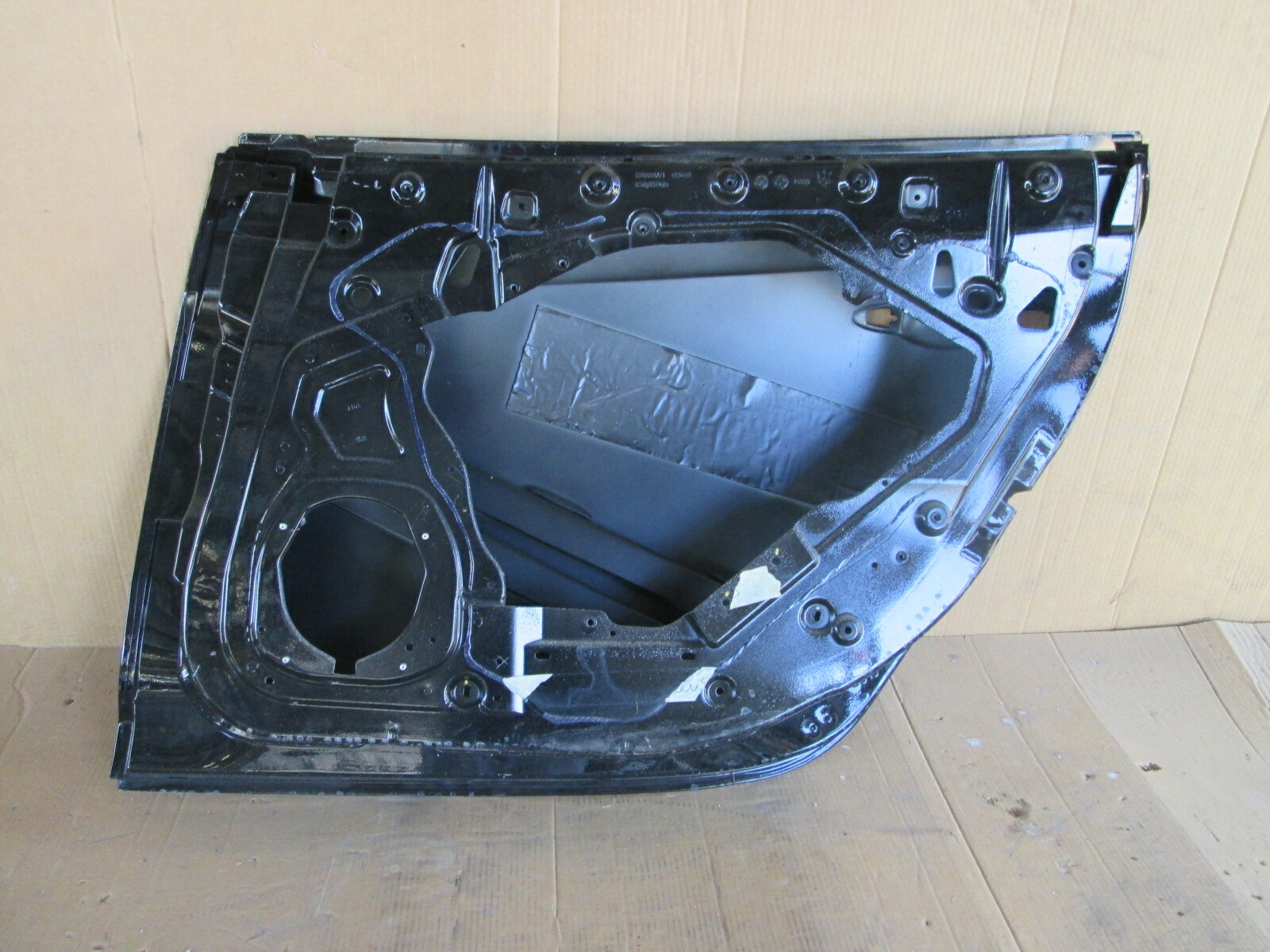 Maserati Quattroporte 2014+ - RH Rear Door 
