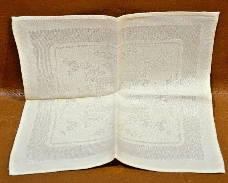 4 Elegant Dinner Napkins Beige w/Silver Floral Damask Cotton Linen Blend NWOT - Image 3 of 4