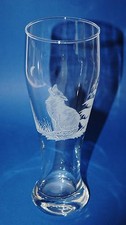 Sch&ouml;nes Weizenbierglas mit Wolf Hund Sch&auml;ferhund Handgeschliffen