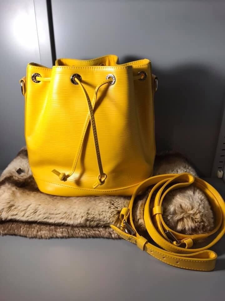 LOUIS VUITTON NOE BB DRAWSTRING SHOULDER BAG CITRON EPI