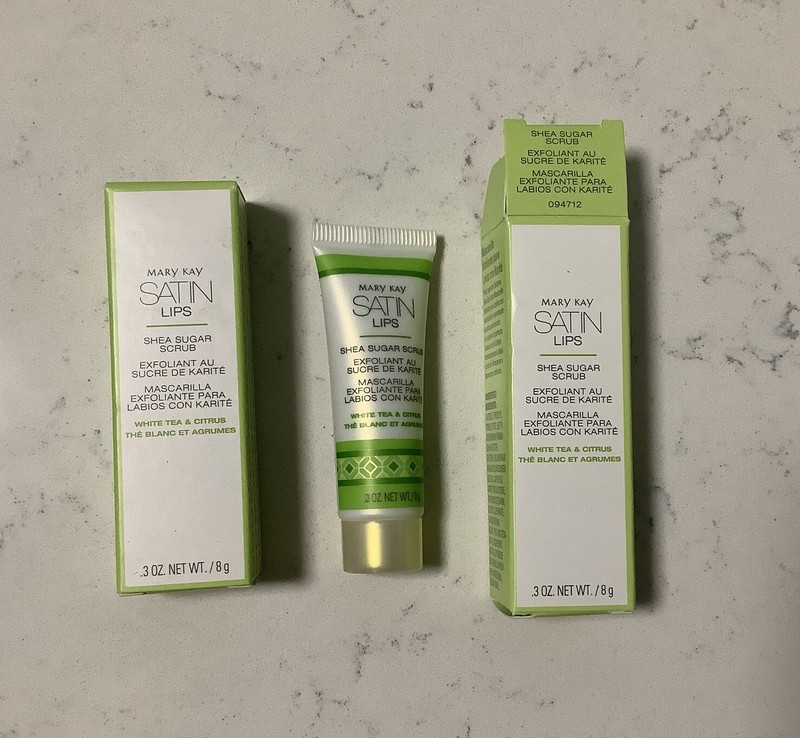 (2) Mary Kay Satin Lips SHEA SUGAR SCRUB .3 OZ White Tea & Citrus 094712 NIB X2