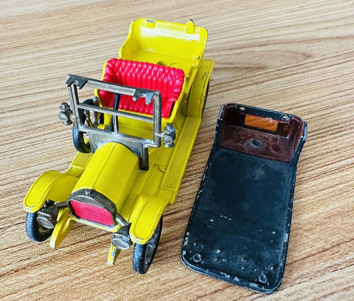 1907 Peugeot Y-5 Matchbox Models of Yesteryear by Lesney