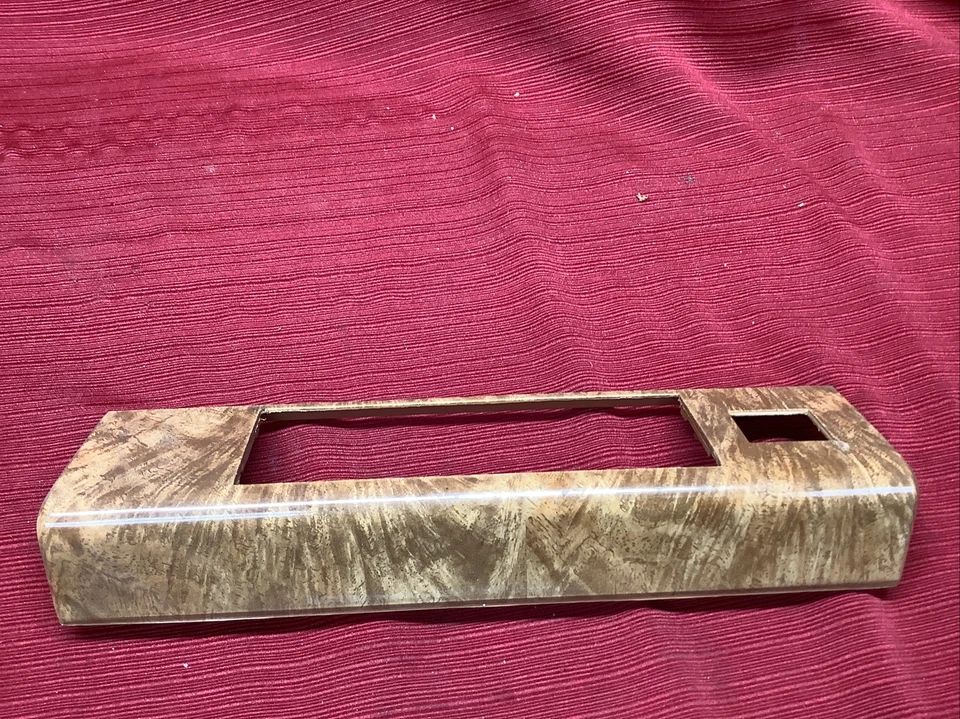 NUEVO 1977-1978 OLDSMOBILE 98 DERECHA PUERTA DELANTERA REPOSABRAZOS ACABADO CUBIERTA Foto 2 de 4