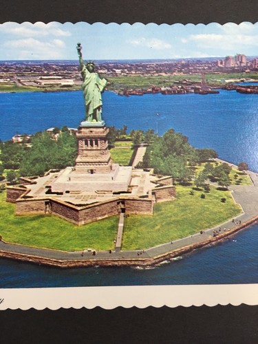 Postal a color vintage de la Estatua de la Libertad de Nueva York sin publicar - Imagen 3 de 11