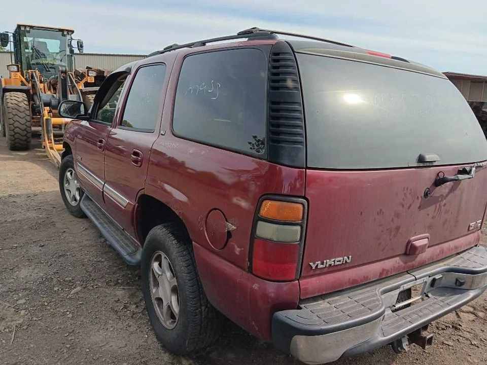 Rear Wiper Motor Fits 00-06 SUBURBAN 1500 23531 - Image 4 of 4