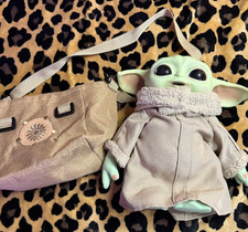 New Star Wars The Child Plush With Carry Bag Baby Yoda Mandalorian Bag Grogu 11"