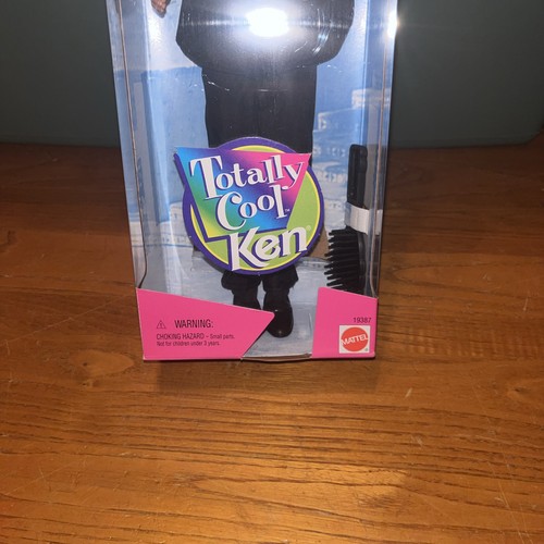 Totally Cool Ken 1997 Mattel Suit And Purple Tie With Brush New In Box - Picture 3 of 5