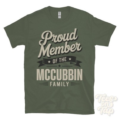 STOLZES MITGLIED DER MCCUBBIN FAMILIE T-SHIRT Nachname Nachname Erbe Abstammung