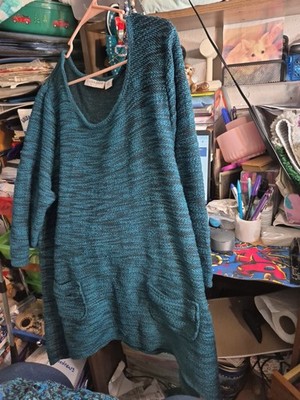 SagHarbor Woman 2X Green & Black Sweater