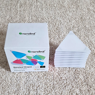 Nanoleaf Shapes Mini Triangles Erweiterungspaket 10 Smart Panels Alexa/HomeKit