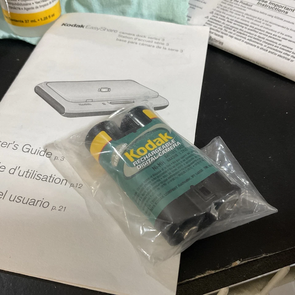 Kit de base para cámara Kodak EasyShare estación de batería recargable Foto 3 de 4