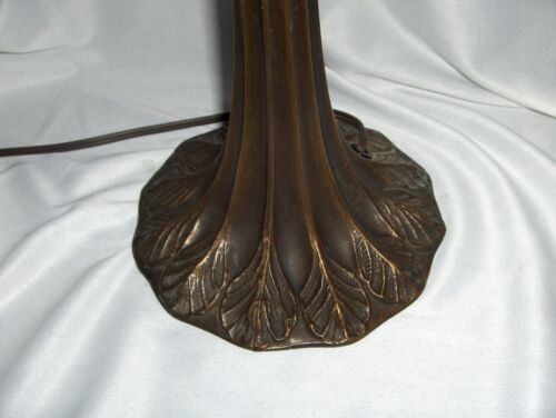 Vintage Table Lamp Tiffany Style Leaded Glass Pink & Blue Flowers 1970's NICE - Picture 6 of 9