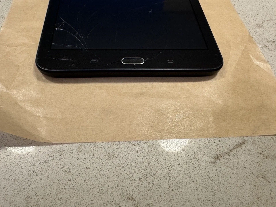 Samsung Galaxy Tab E T377P 16GB 8" 4G LTE WiFi  Sprint FAIR - Image 4 of 4