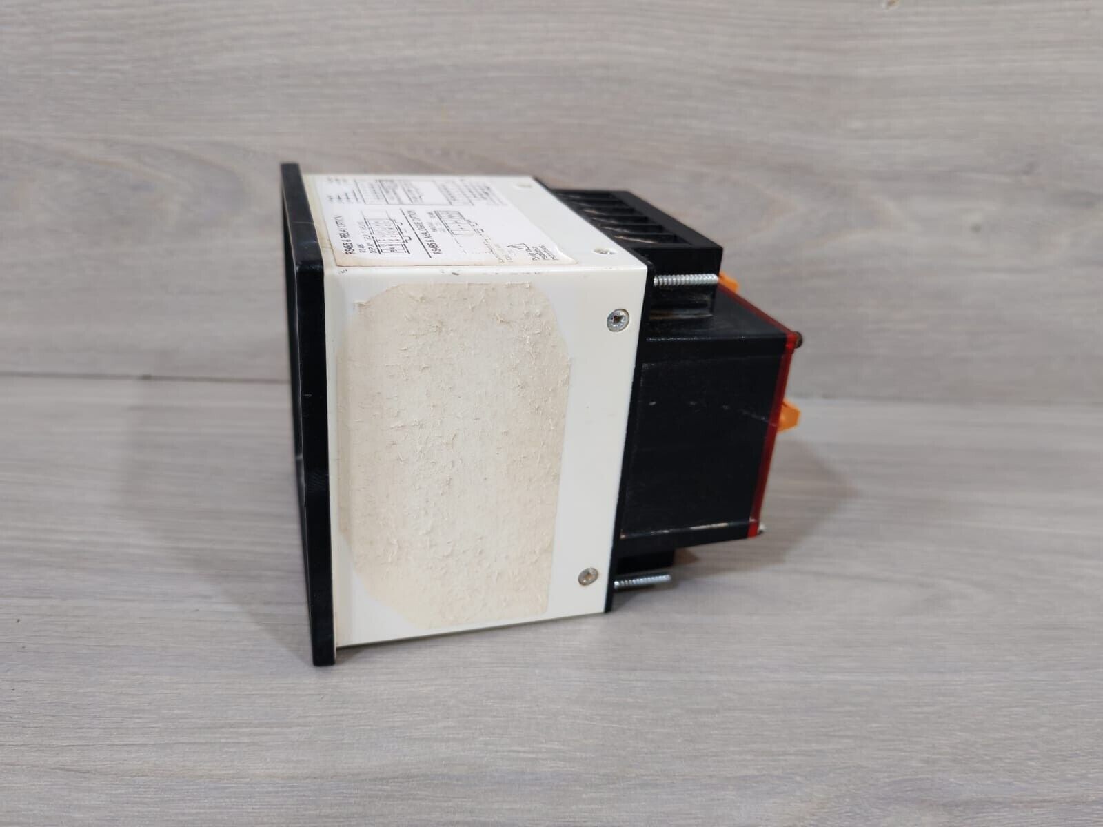 Crompton INTEGRA 1530 Crompton Integra 1530 RS485 Relay 5
