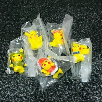 Pokemon Center Let's Go Pikachu/Eevee Stand Figur Maskottchen Komplett Set
