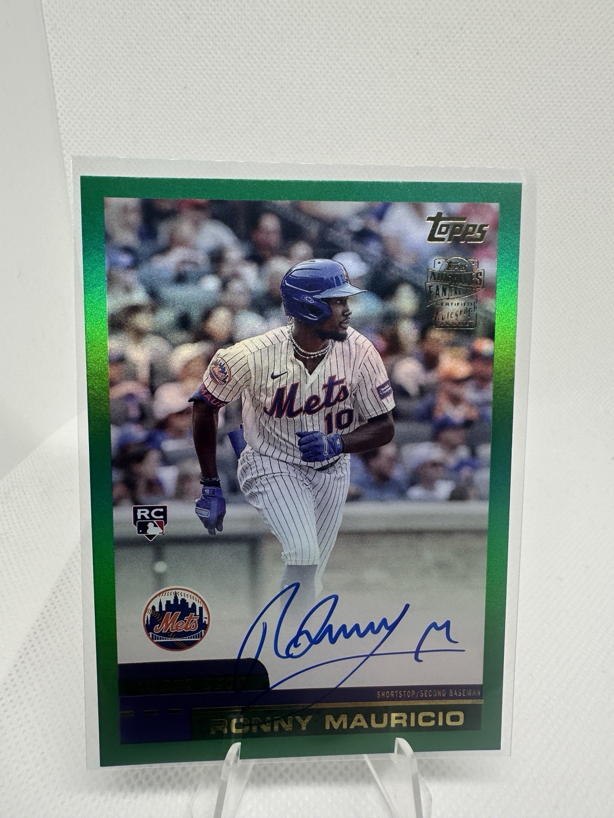 2024 Topps Archives Ronny Mauricio 2000 Fan Favorites Green Foil Auto RC /99