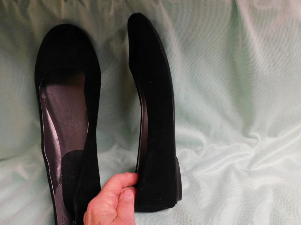 ZAPATOS PLANOS DE BALLET REACTION BY KENNETH COLE PARA MUJER NEGROS GAMUZA LISOS 9M NUEVOS Foto 3 de 4