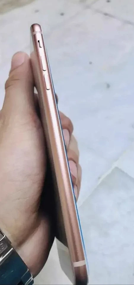 Apple iPhone 8 Plus · 64GB, foto 3 di 5