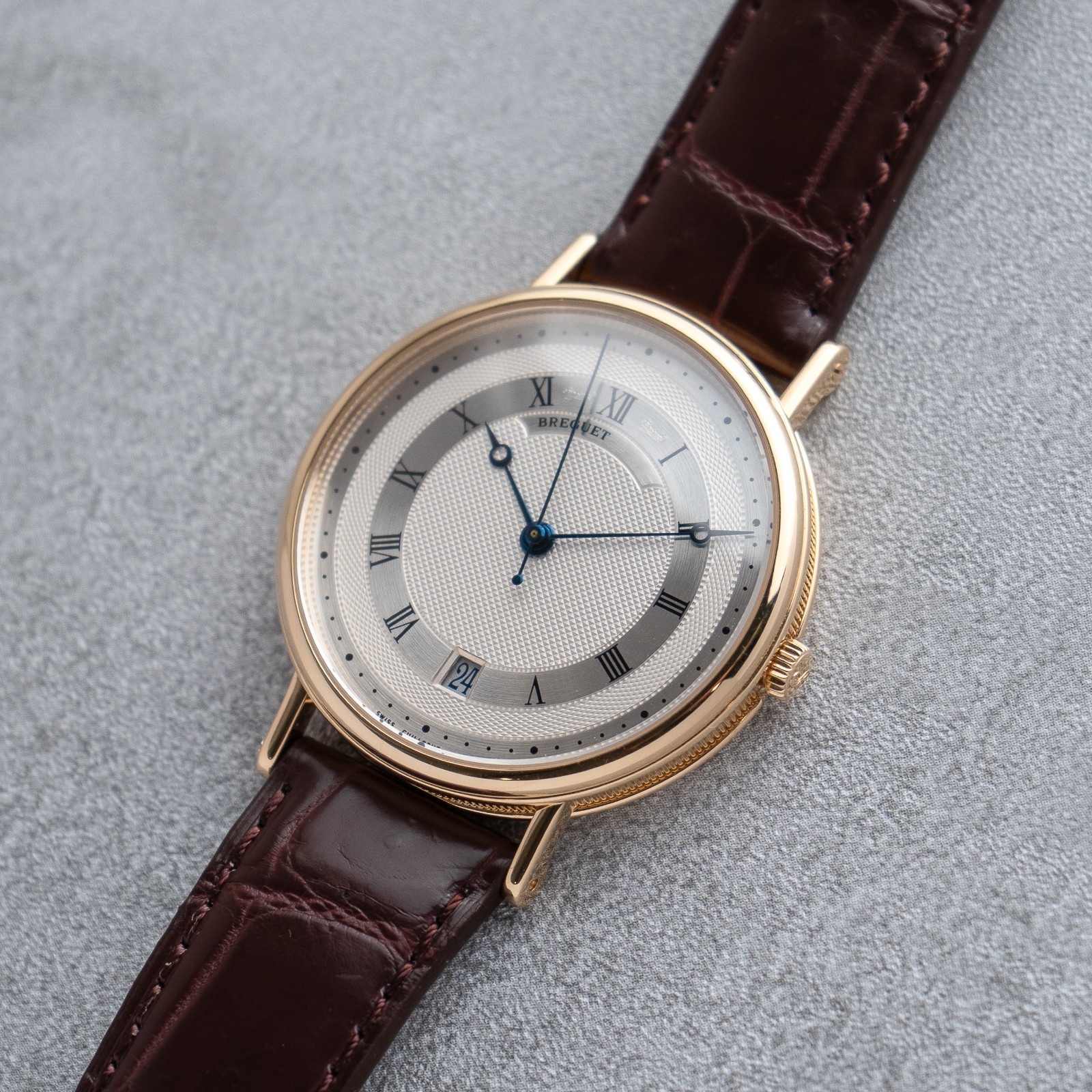 Breguet Classique ref. 5930 Automatic Yellow Gold - image 3