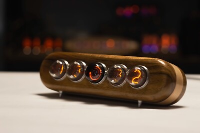 Indicators of Nixie IN-4 and Dekatron OG-4 watches