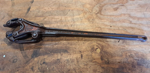 Vintage Petol 2" Tubing Tongs Gearench Mfg Tool TH2 31" Long