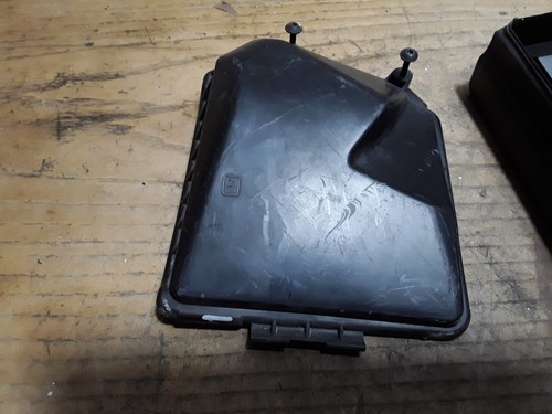 Caja fusibles bahía motor Renault Clio Mk3 Modus 06-12 674 660A. - Imagen 6 de 6