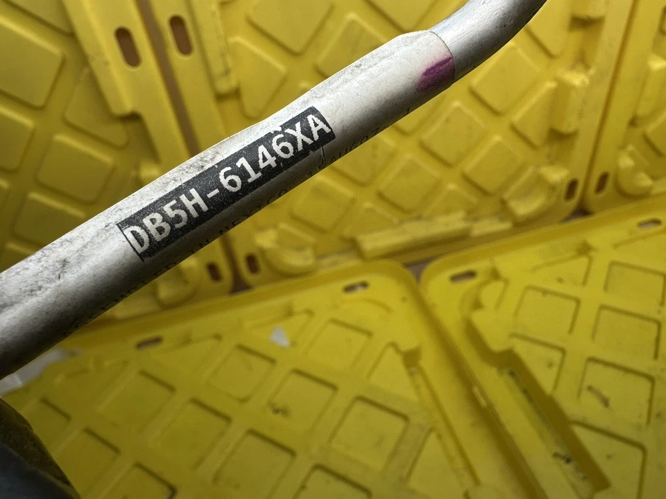 2015 Mazda 2 Front Air conditioning A/C AC pipe hose DB5H6146XA Petrol OEM - Image 3 of 4