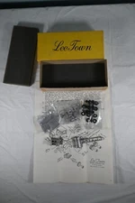 Lee Town 3104 Mack CJ Van Truck Tandem Axle - HO Metal Kit