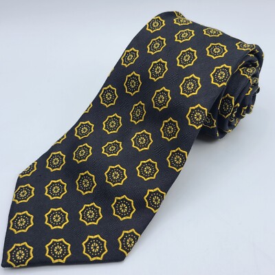 BRUNO PIATTELLI TIE Geometric Design Black And Gold Handmade 100% Silk 