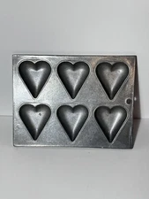 Vintage RWP The Wilton Company Pewter 6 Hearts Baking Pan Mold 7.5"x9.5" USA