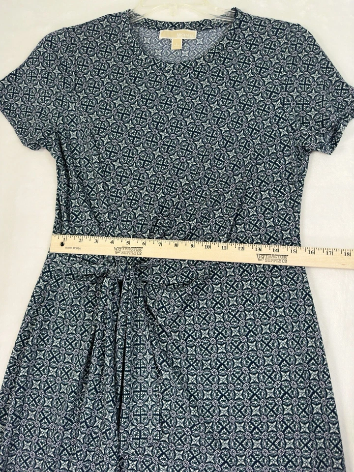 Vestido Michael Kors Grande Mangas Cortas Imitación Envoltura Estampado Azul Hasta la Rodilla Para Mujer Foto 4 de 4