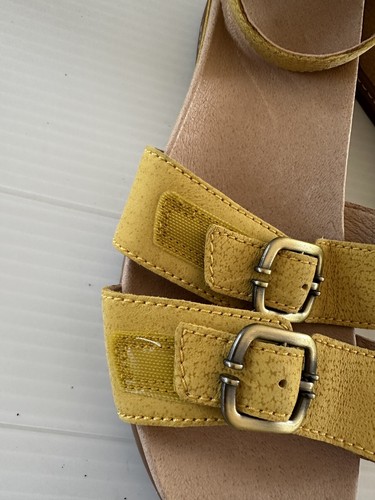 Dansko Women Astrid Ankle Strap Sandals Yellow Leather Low Buckle 38 8 - Picture 4 of 10