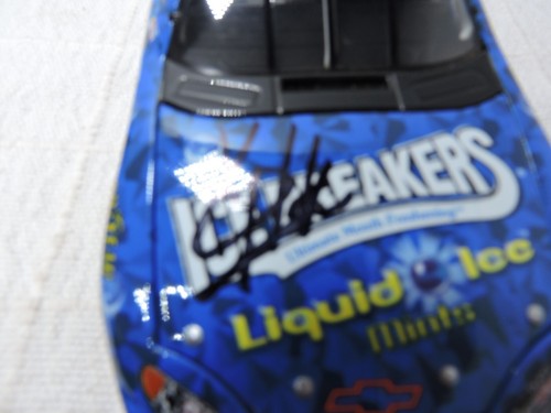 Acción Nascar Kevin Harvick #29 Ice Breakers firmado escala 1:24 diecast 2004 - Imagen 8 de 16