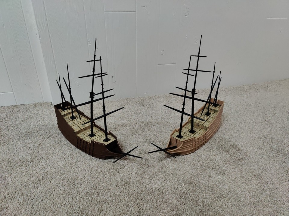 Broadsides &amp; Boarding Parties - MB #4425 - Board Game 6 Great Condition ...