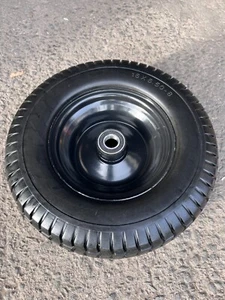 Non plat - 16 Roue en acier à brouette en caoutchouc de pouce 16 x 6.50 - 8