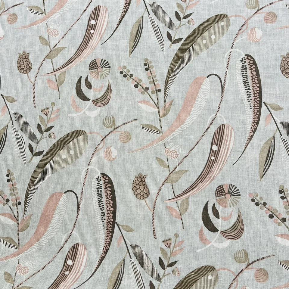 NINA CAMPBELL FABRIC 'COLBERT' 6 METRES (600c) French Grey Linen/Viscose Mix - Image 4 of 4