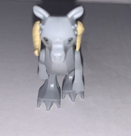 LEGO Star Wars Gray Tauntaun Animal Figure Hoth from Set 7879 7749 Minifigure