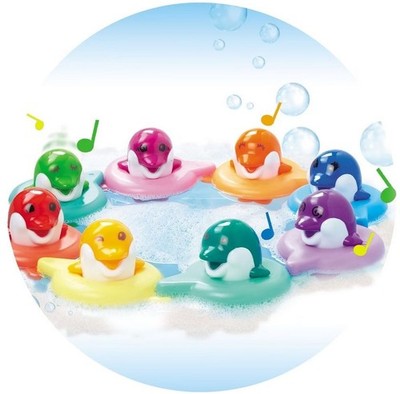 TOMY Wasserspielzeug Badewanne ''Do-Re-Mi-Delfine'' Verpackung beschädigt