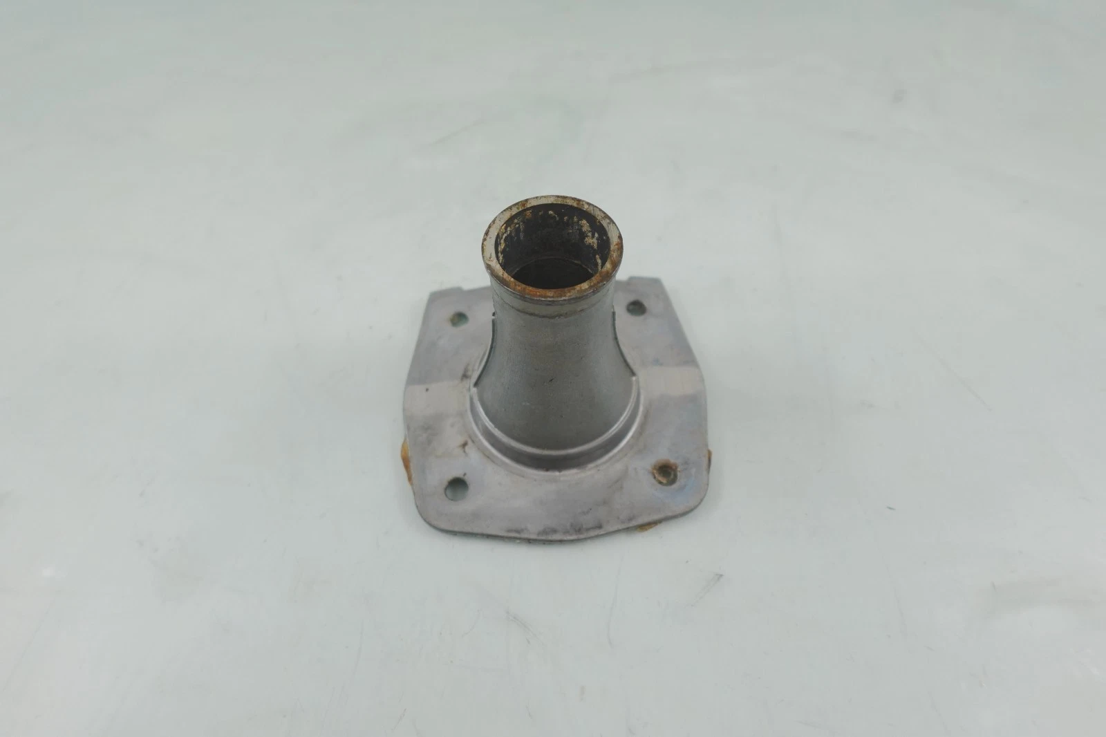 Kawasaki OEM FRESHWATER Driveshaft Bearing Holder Pipe Ass'y 32152-3703 STX-15F