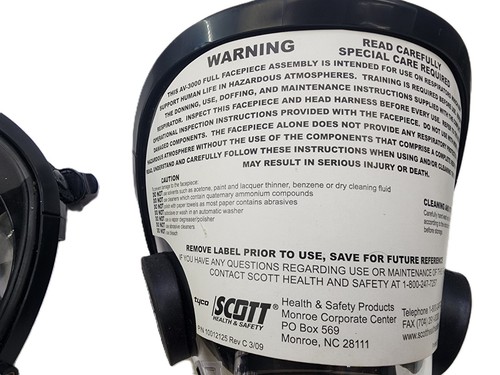Scott AV-3000 SureSeal HT Facepiece Mask With Head Harness 10011307 - Picture 7 of 8