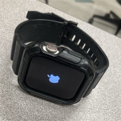 Apple Watch Series 7 45mm Black Aluminum Case GPS Touchscreen Black Band