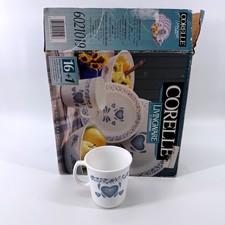 Corelle Livingware Blue Hearts 17 Piece Dinnerware Set Service for 4 Made in USA