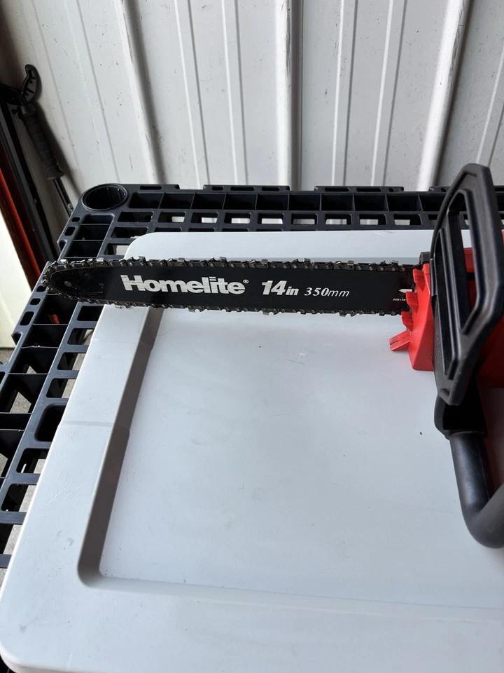 Homelite 14” Electric Chainsaw – Good Condition - Image 2 of 4