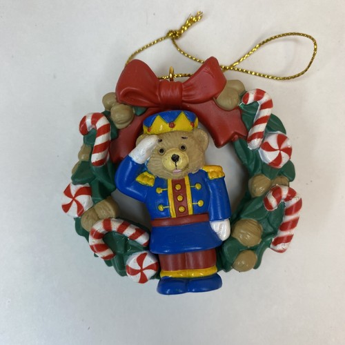 (2) Christmas Ornaments Fun On A Big Scale`Tipping The Scales Bear In Wreath - Picture 2 of 8